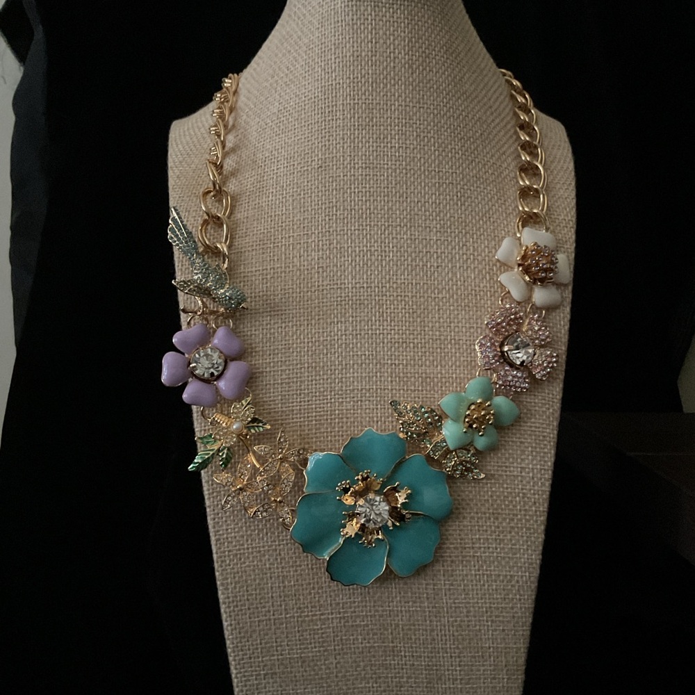Joan Rivers Bluebird and Flowers, Necklace, Limited Edition. Made by Ciner - Picture 2 of 6